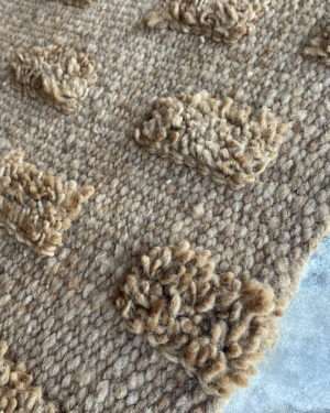 Andina Pom Pom brown rug