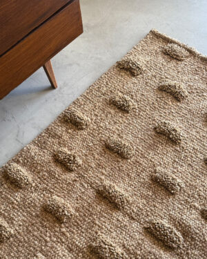Andina Pom Pom brown rug