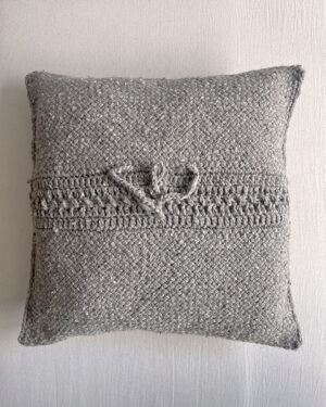 Square Cushion – Gray (L)