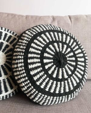 Round Cushion - Black & Natural (L)