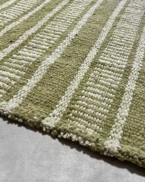 Handcrafted Yerba & Natural area rug