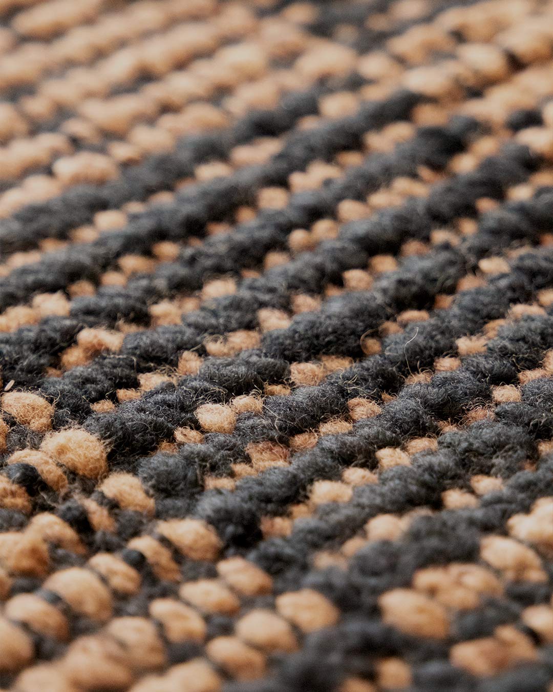 Calandria Rug – Wood & Black - Image 4